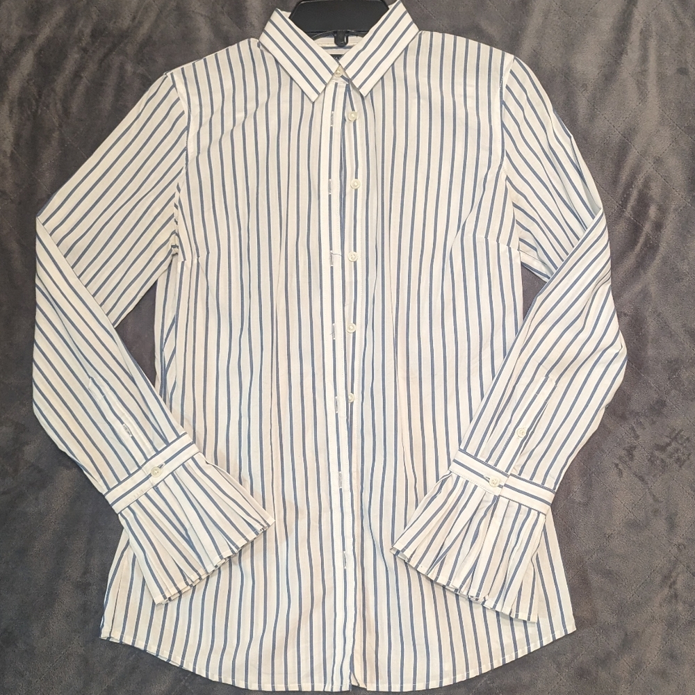 Banana Republic Women's Fitted Button-down, Size 2